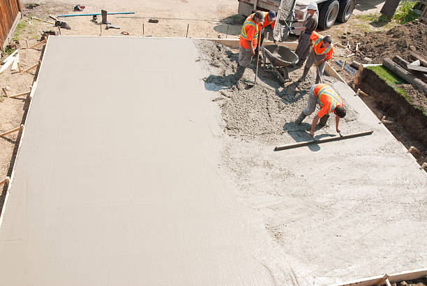 Best Concrete Driveway Installation in Osceola, IA